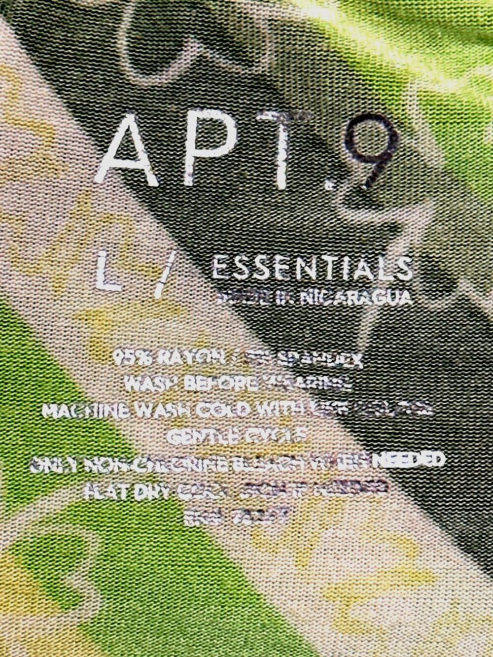 Apt 9 Large Green Shamrock Stripe Tee St Patricks Day Lucky Y2K Casual Style - Picture 5 of 6